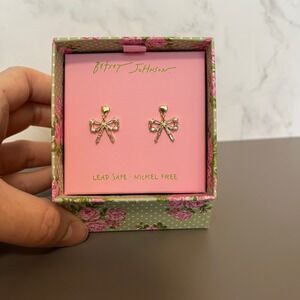 Betsey Johnson Bow Earrings Womens Gold Crystal Heart Studs NIB Coquette